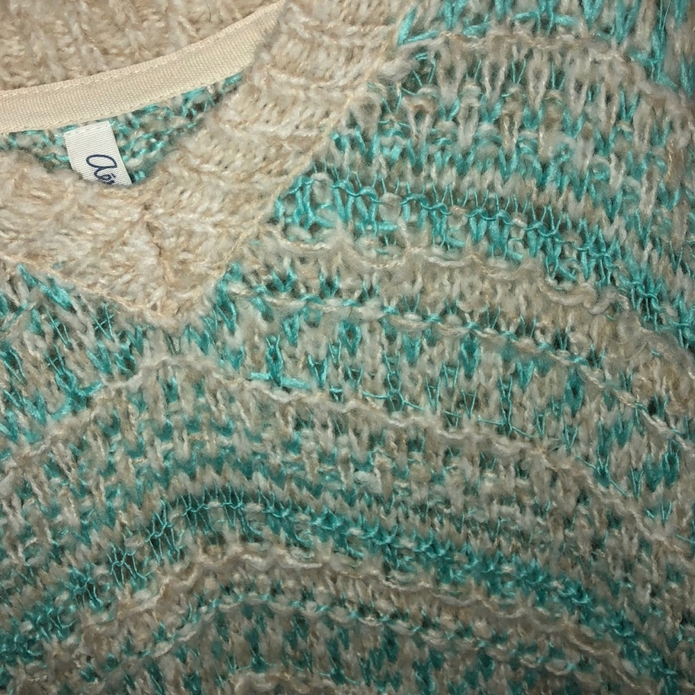 Sweater - Picture 3 of 3
